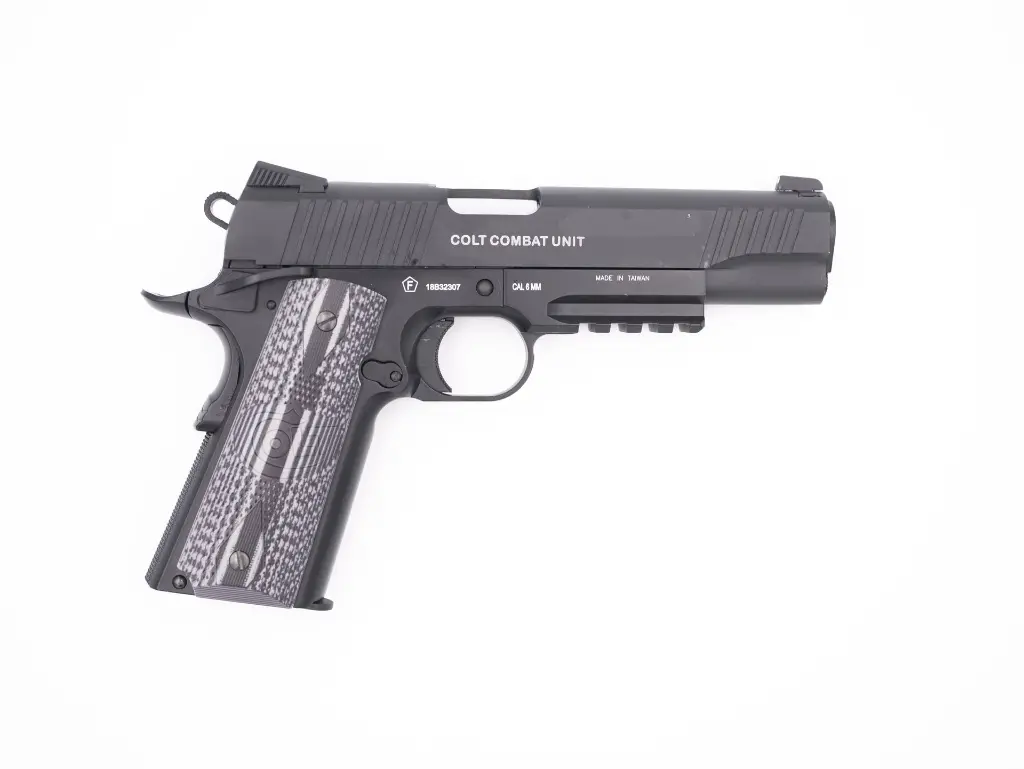 180564 - photo - Colt Combat unit 2.webp